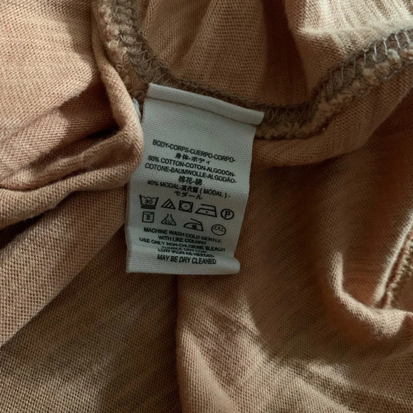 Free People Oversized Beige Peach Color block High Low Crop Top Size XS - Picture 10 of 10